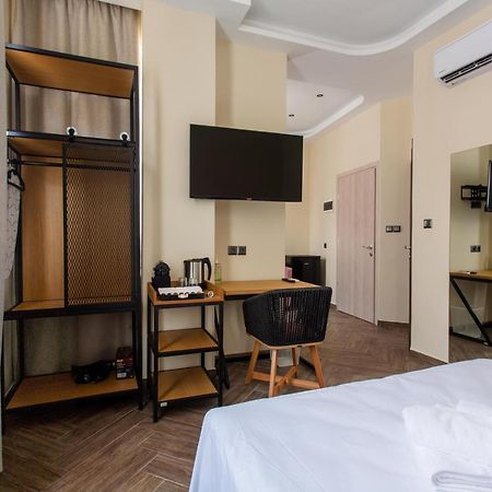 Leone Suites Thessaloniki Exterior foto